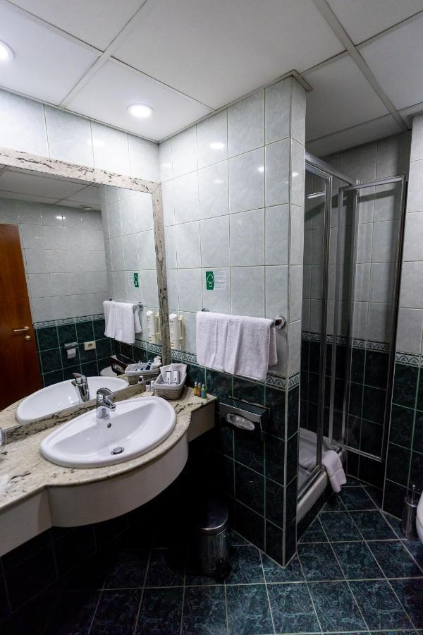 Best Western Hotel Turist سكوبجي المظهر الخارجي الصورة