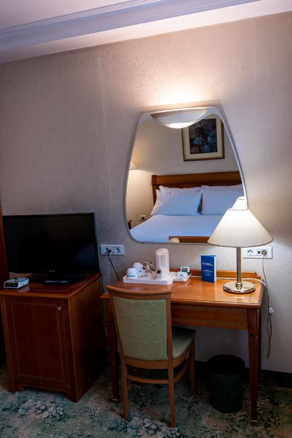 Best Western Hotel Turist سكوبجي المظهر الخارجي الصورة