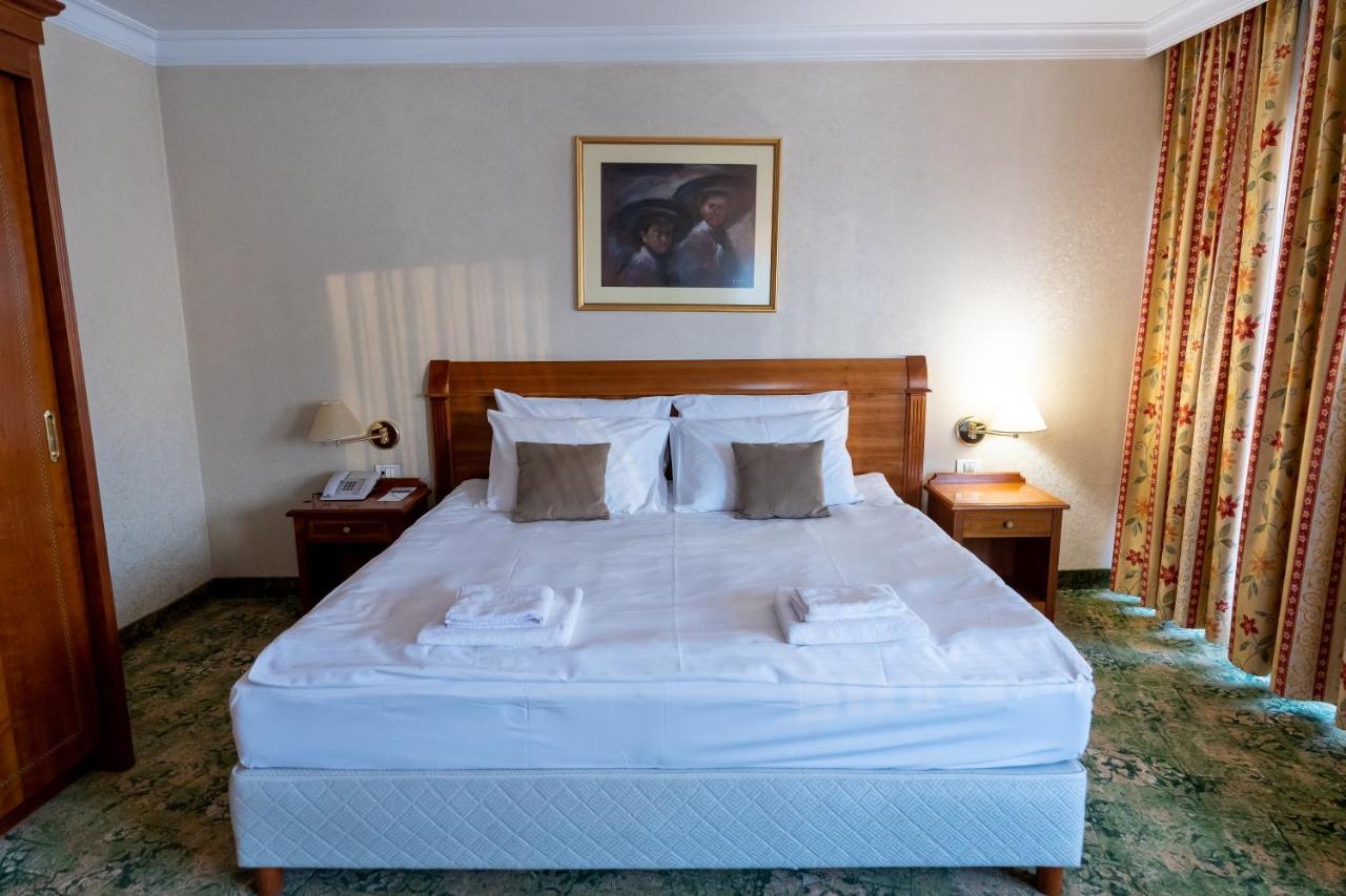 Best Western Hotel Turist سكوبجي المظهر الخارجي الصورة