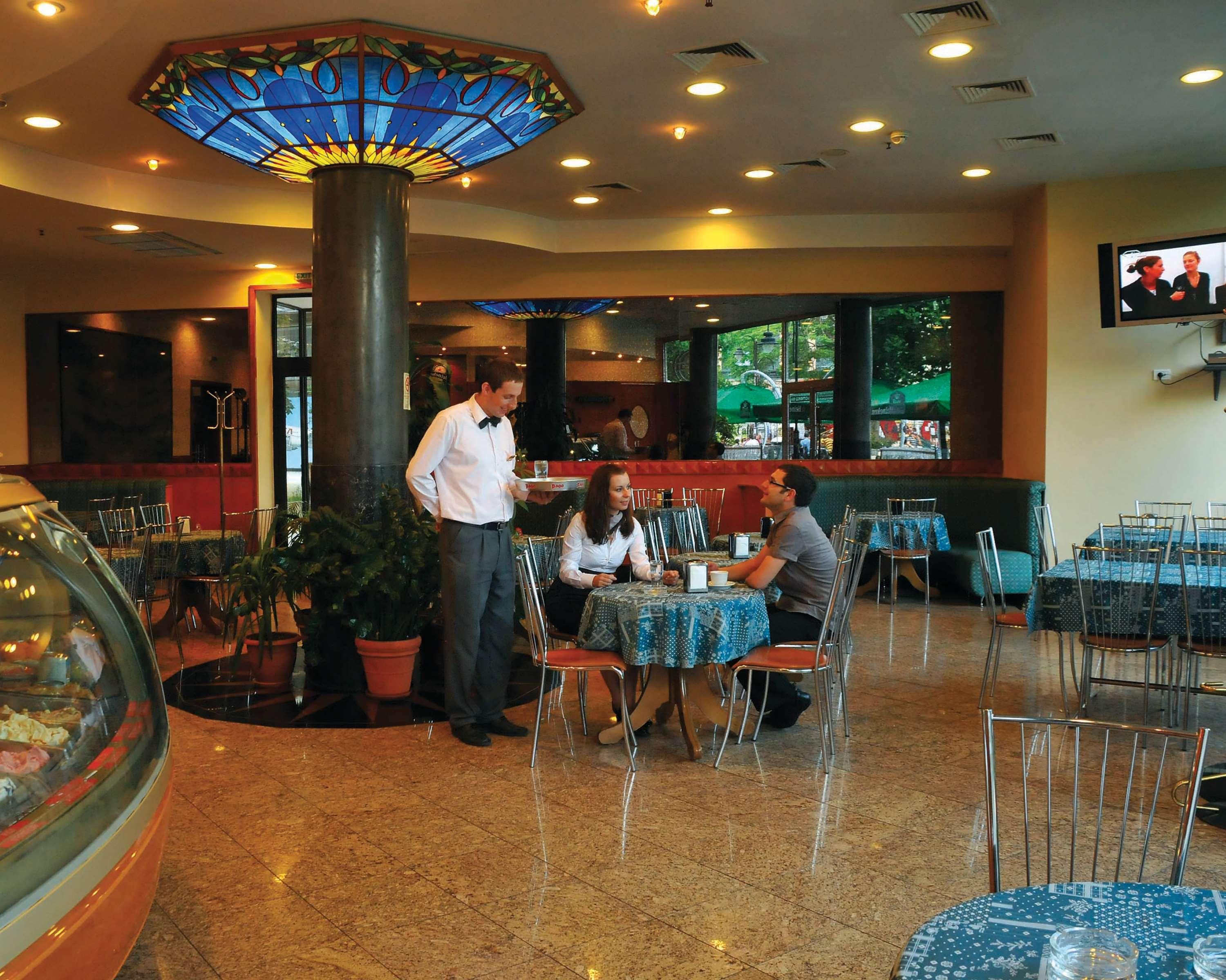 Best Western Hotel Turist سكوبجي المطعم الصورة